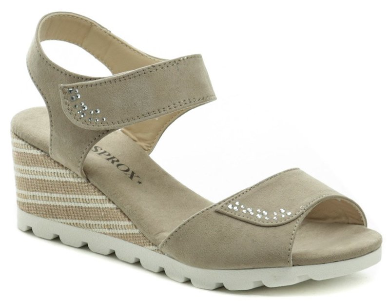 Sprox 469003 béžové dámske sandále na klinu - nadmerná veľkosť - Dámska obuv | letná obuv - Farba béžová.