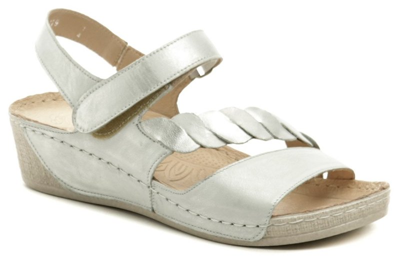 Wawel GR1107 strieborné dámske sandále na kline - nadmerná veľkosť - Dámska obuv | letná obuv - Farba strieborná.